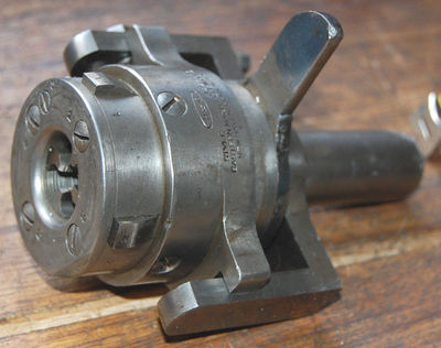 H&G EASTERN MACH SCREW STYLE D THREADING DIE HEAD 9/16'' D  -- 1'' Shank Thread Cu