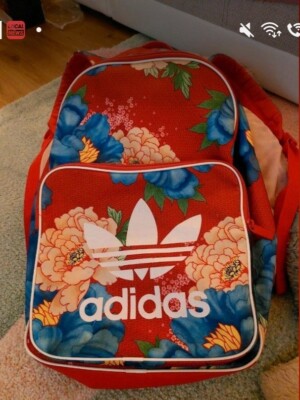 KURZES ANGEBOT !! adidas Farm Rucksack .Sehr sehr limitiert . Neuwertig .