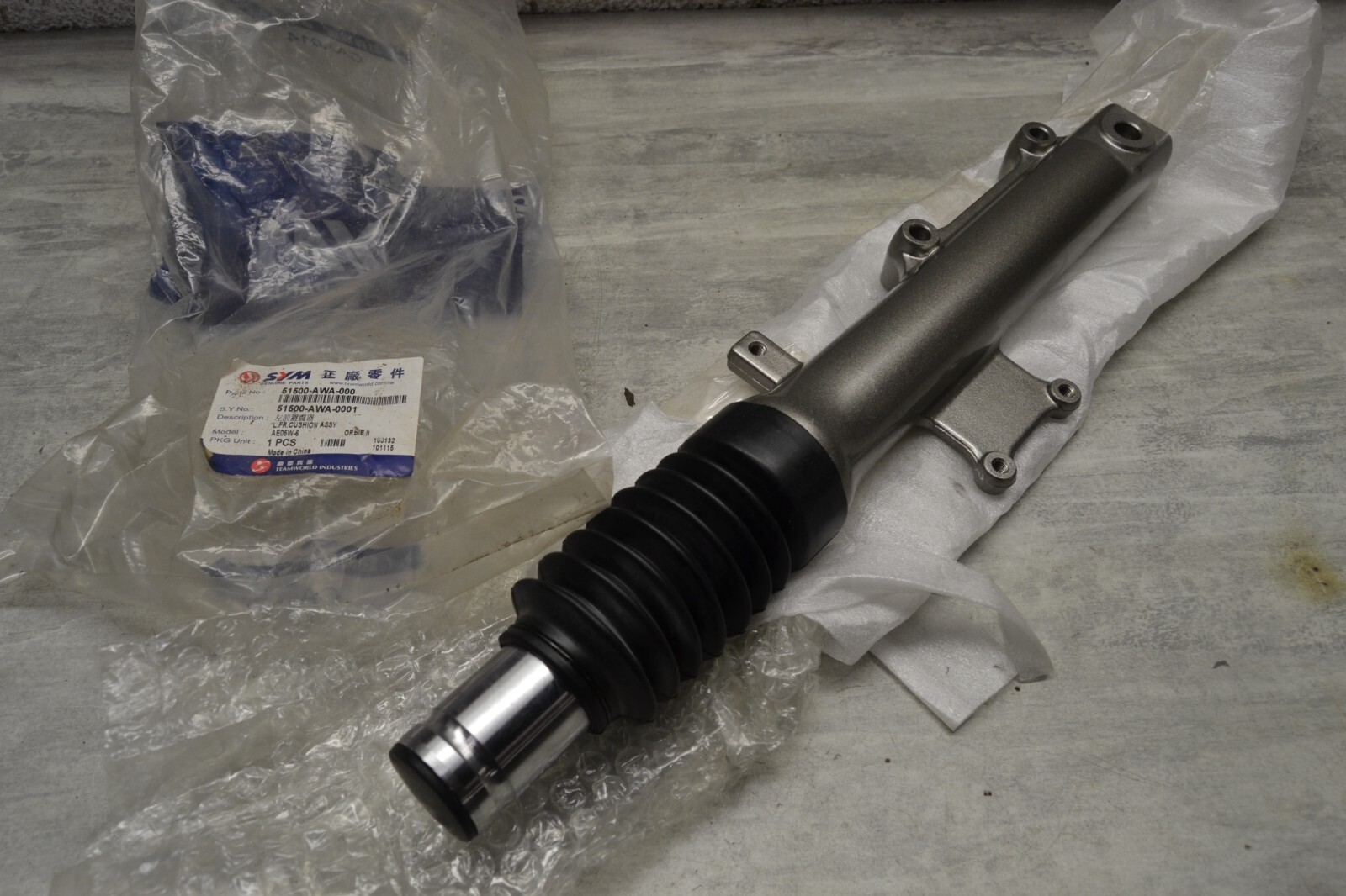 Tube de fourche gauche pour scooter SYM Orbit 2 et Jet 4 50cc