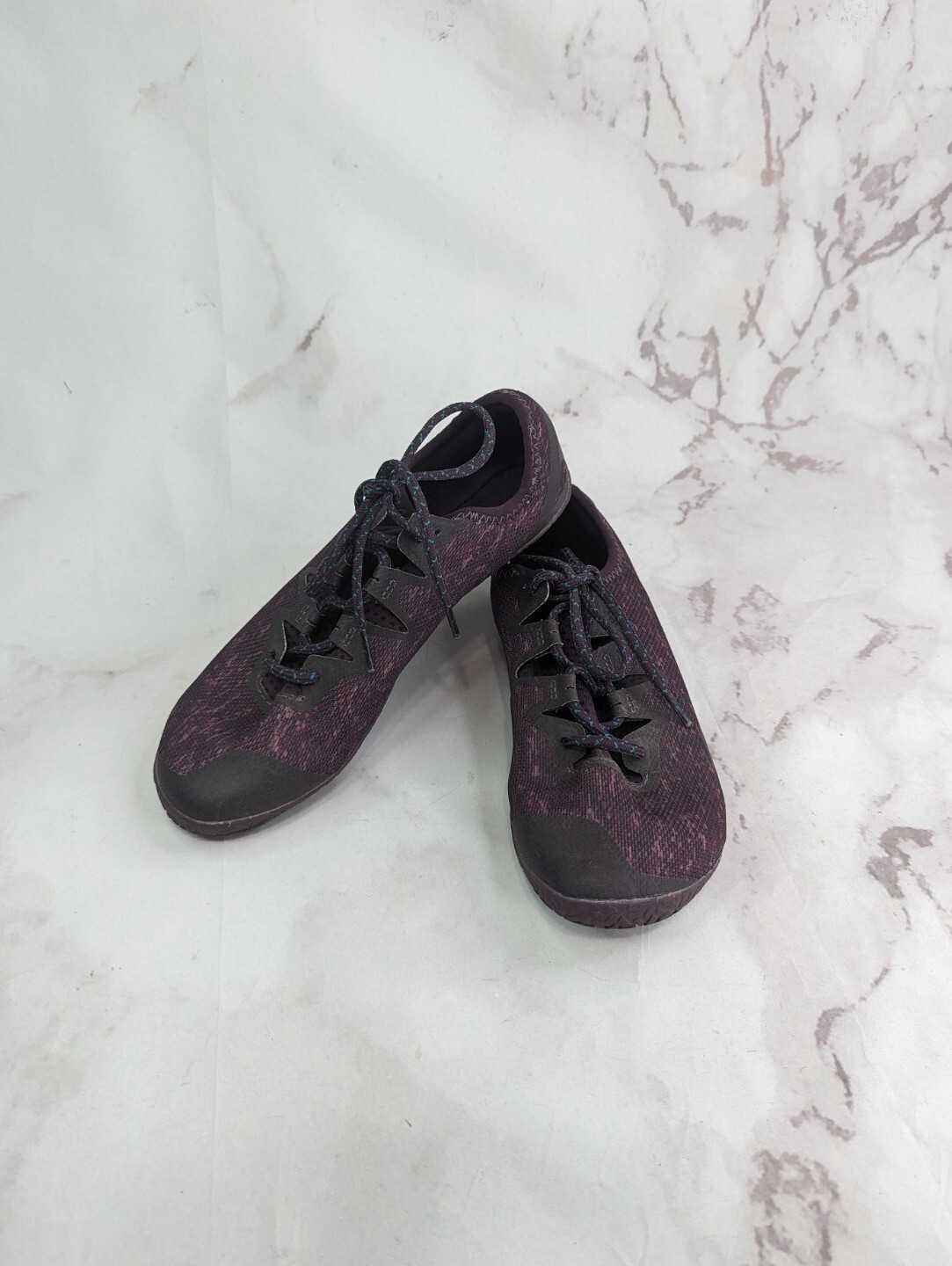 Merrell Donna 9.5 Vapor Guanto 5 Scarpe Borgogna Piedi Nudi Escursionismo Trail Running