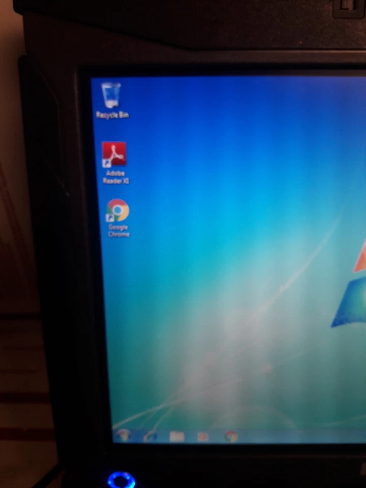 CLOSEOUT Dell Latitude XT2 XFR Core 2 U9600 2GB RAM 128GB SSD Win 7 Office #322 - Image 4 of 4