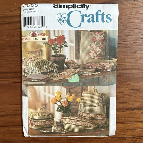 NEW Simplicity 8069 Backpack Fanny Pack Cosmetic Case Covers Sewing Pattern