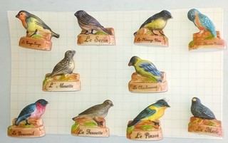 serie de 10 feves les oiseaux de printemps 2005 hep