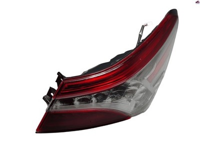 Rear Passenger Side Outer Taillight Full LED Lamp Toyota Camry 2018-2019 OEM