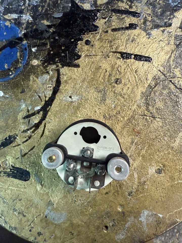 Medidor automático 4327 Ultra Lite Pro Comp medidor de presión de aceite eléctrico 0-100 PSI 2 1/16 Foto 4 de 4