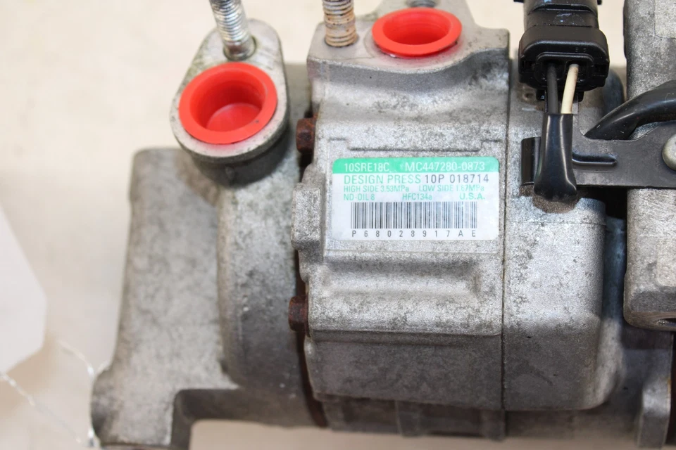 2012-2021 Jeep Grand Cherokee SRT8 6.4l A/C Compressor 68028917AE OEM MT90 - Image 3 of 4