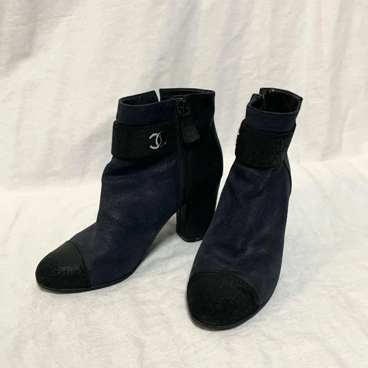 CHANEL G27906 Suede leather bicolor short boots EU35 US5.5 UK4 | eBay