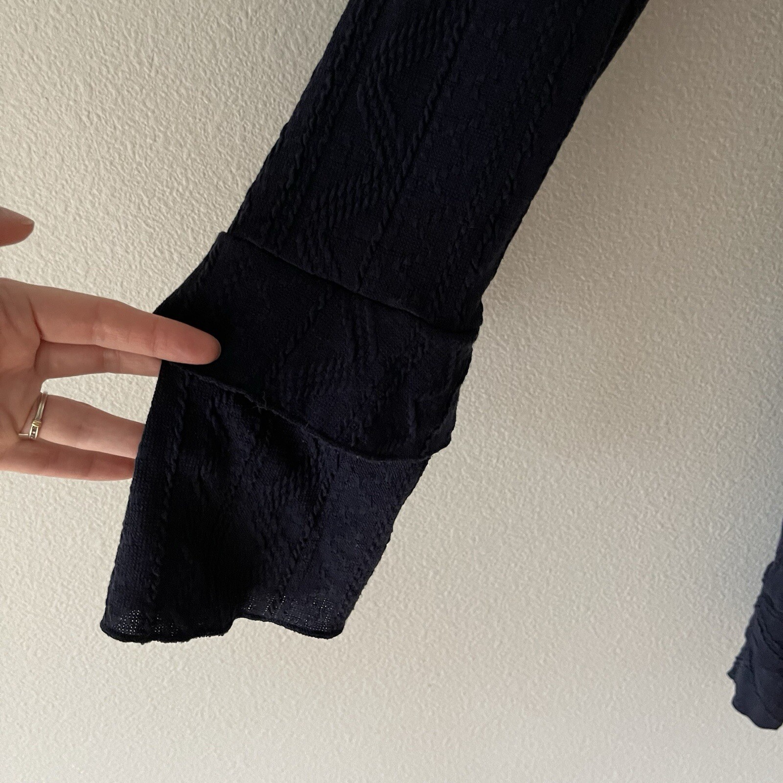 Cider Woven Solid V-Neck Ruched Drawstring Navy B… - image 4