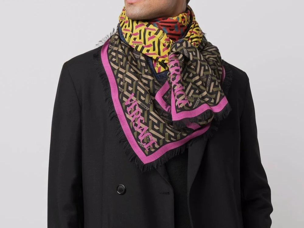 $760 Versace Women's Multicolor Silk Wool Lightweight Square