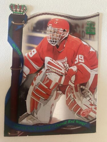 2002 Crown Royale #52 Dominik Hasek Hockey Card - MINT Condition!