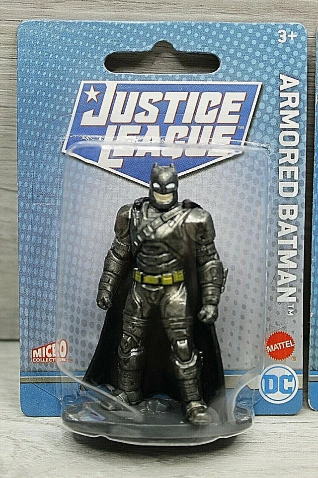 Lote de 3 figuras DC Justice League Micro Collection nuevas en paquete Foto 2 de 4