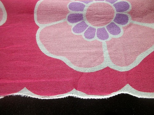 1970s Flowers Scarf Pink & Purple All Rayon Made in Japan Vintage Fashion SC26 - Picture 10 of 10