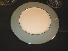 Lenox Teal Green Dinner Plate Platinum Trim Unknown Pattern
