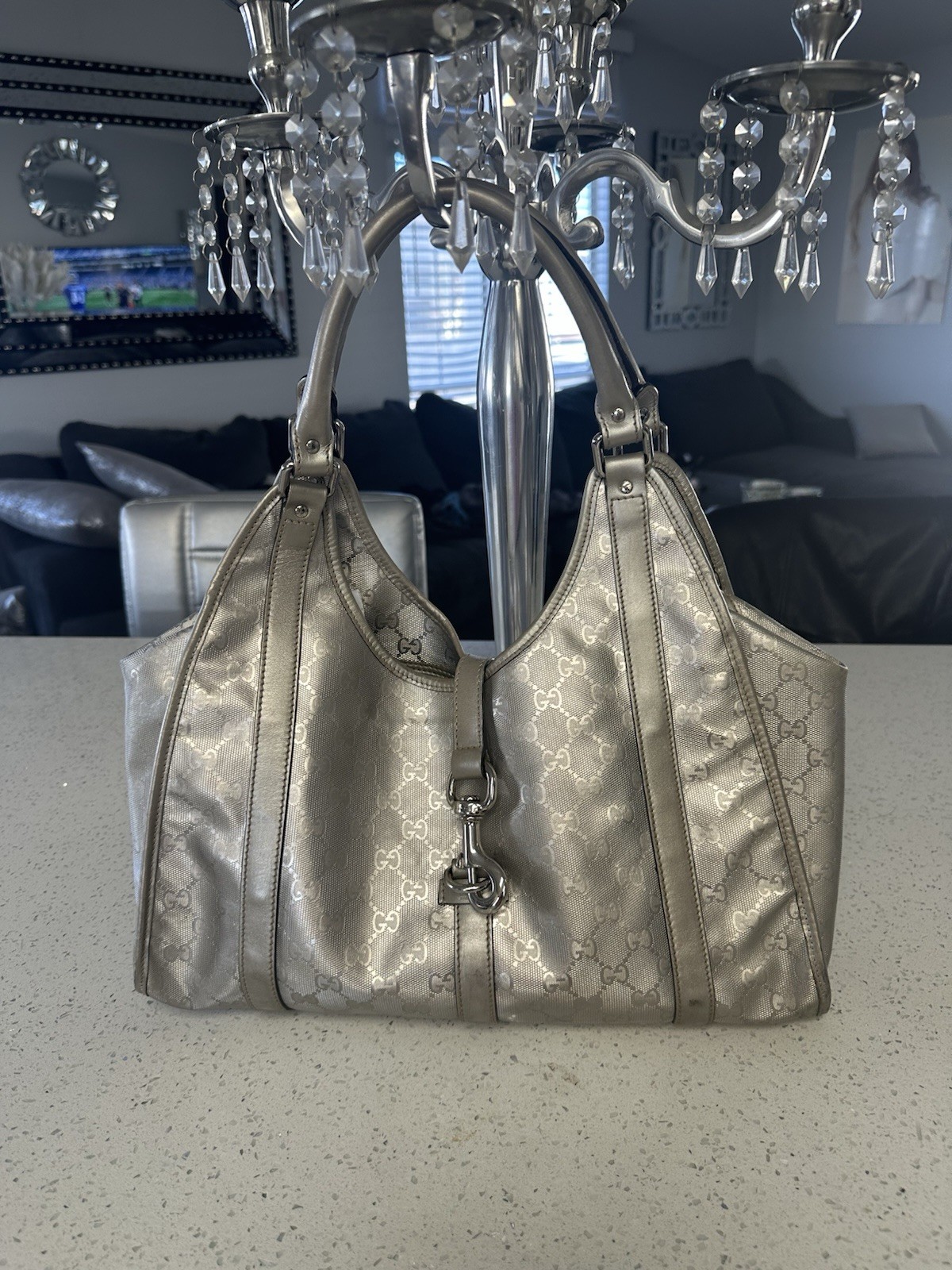 Gucci Gorgeous silver handbag silver hardware  used in excellent condition