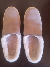 TOMS Women's Faux Suede Fur Lined Slip-On Slippers Beige Size 5.5