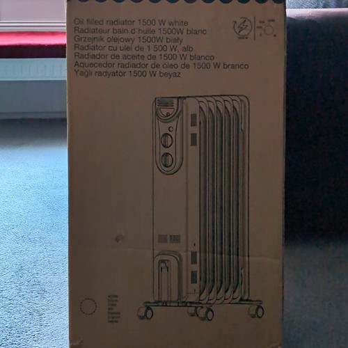 Portable Oil Filled Radiator 1500W White, Adjustable Thermostat, Rotary Knob