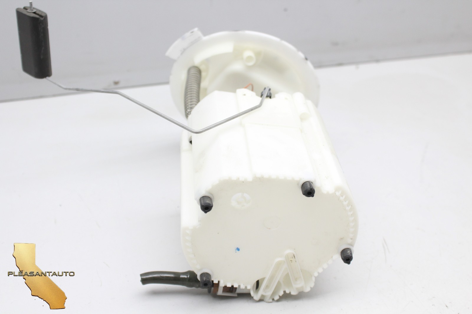 Maserati Quattroporte 2014-2020 RIGHT Fuel pump
