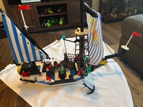 LEGO Pirates 6280 Armada Flagship 