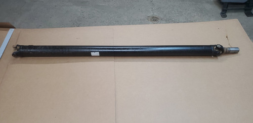 14-15 Chevy Silverado Sierra 1500 5.3L 4x4 Crew Extended Cab Rear Driveshaft OEM