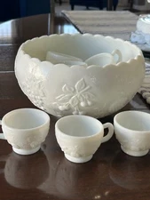 Vintage Westmoreland Milk Glass Three Fruits Punch Bowl w/9 Matching Cups