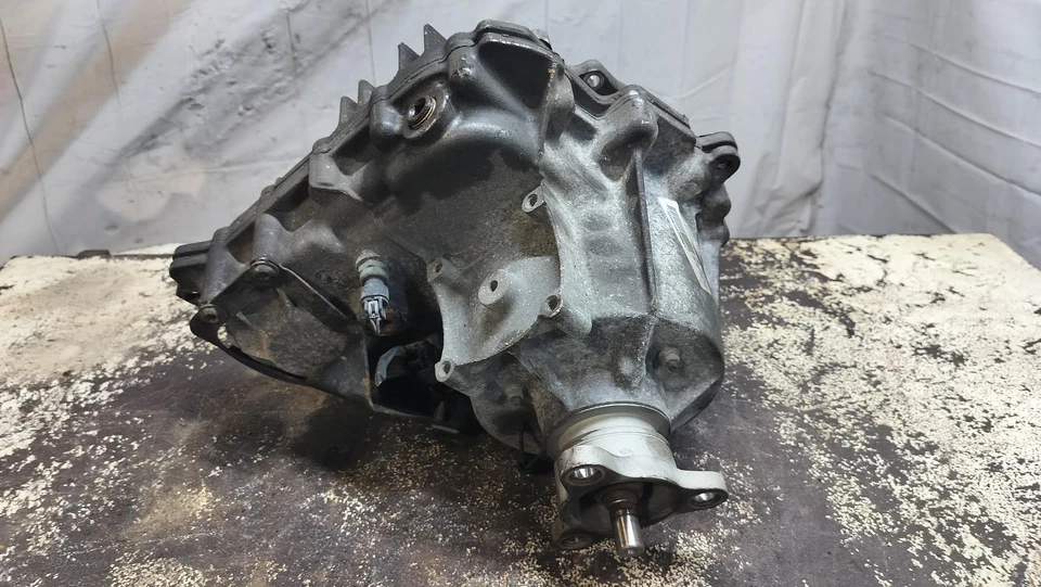 Used Transfer Case Assembly fits: 2014 Chrysler 300 3.6 Grade A - Image 3 of 4