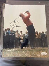 Jack Nicklaus JSA Autograph Signed 8 x 10 The Golden Bear Legendary Golfer