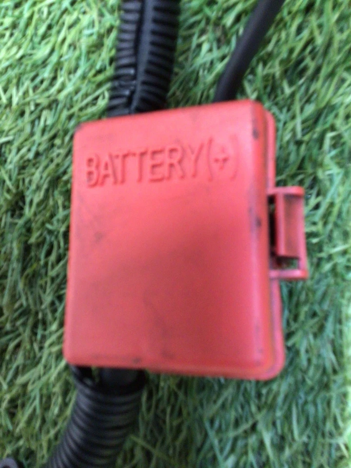 ✅ Terminal de batería Silverado 1500 2004 positivo OEM Foto 4 de 4