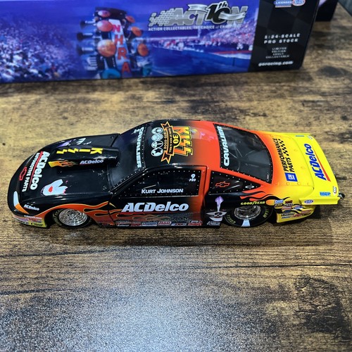 ๐ฅ Kurt Johnson โ02 KISS 30th Ann. Pro Stock 1:24 NHRA Diecast โ 1 of 3760 โ MIB - Picture 3 of 10