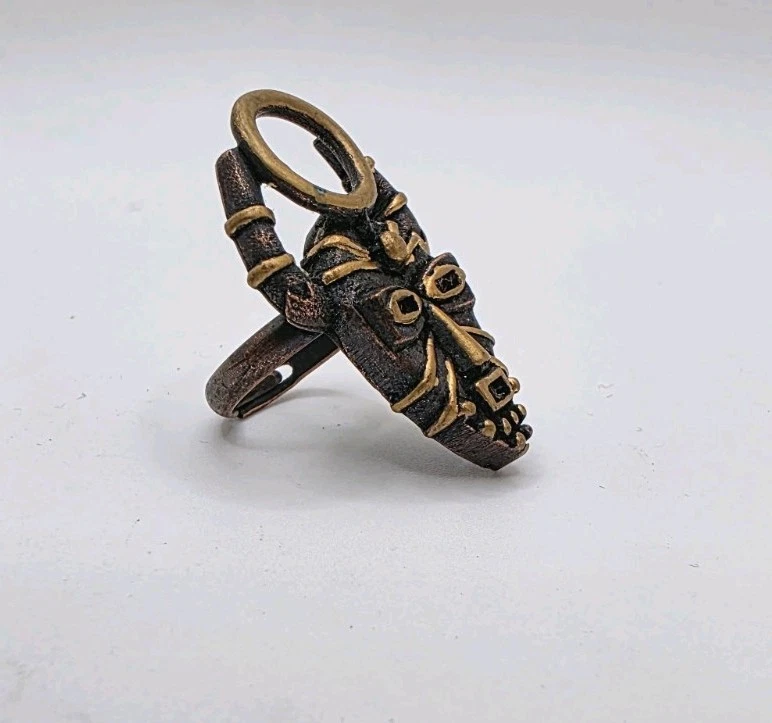 Vintage Signed Coro Black & Gold Aztec Statment Adjustable Ring, Bronze Setting - Image 2 of 3