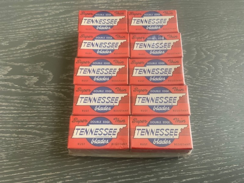 1940s VINTAGE DEALER  DISPLAY FULL  BOX TWENTY SUPER TENNESSEE RAZOR BLADES MINT