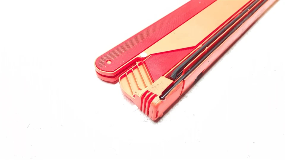 2012 MERCEDES-BENZ E-CLASS E200 W212 SAFETY HAZARD WARNING TRIANGLE A2048900197 - Image 3 of 4