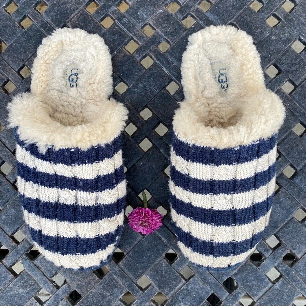 UGG Scuffette Sweater Knit Sheepskin Navy Ivory Stripe Slip On