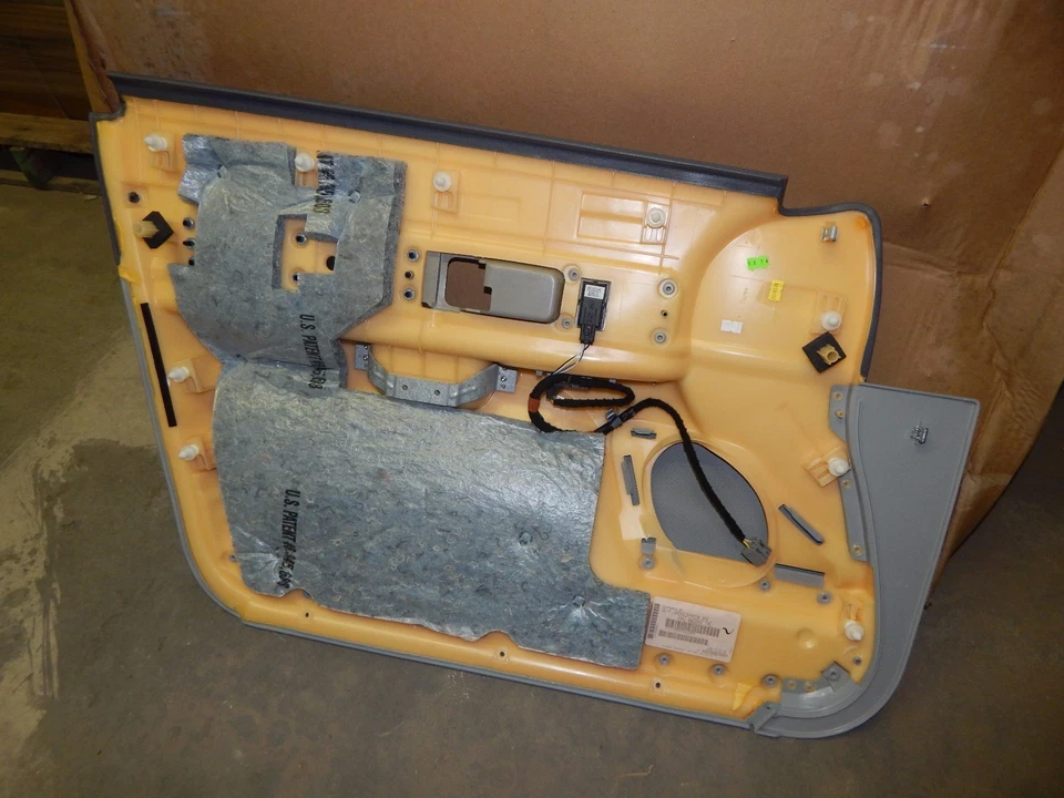 New OEM 2004 Lincoln LS Door Trim Panel Left Hand Side Memory Package Shale - Image 4 of 4