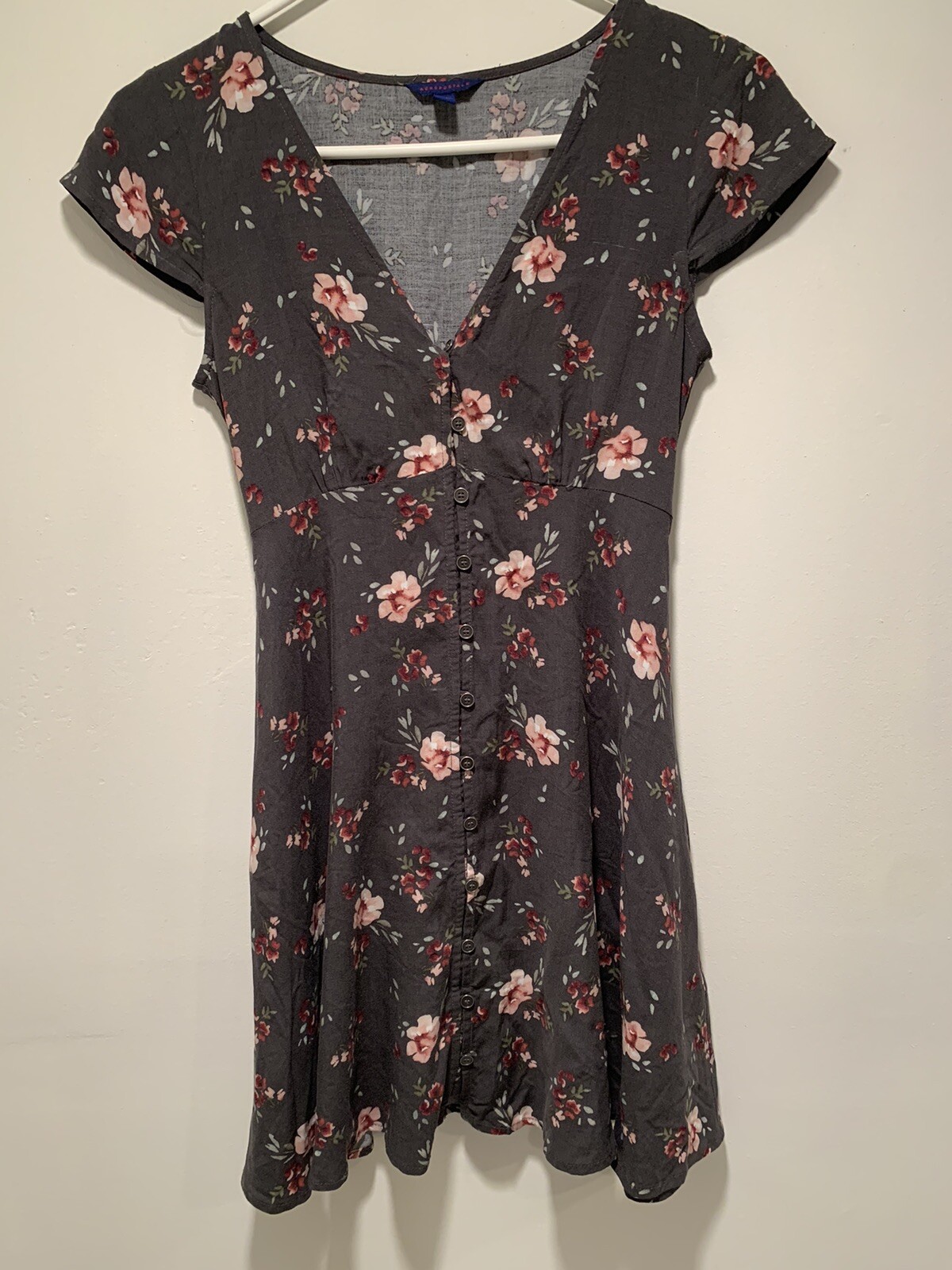 Aeropostale Dress Size XS Short Cap Sleeve Tie Back Scoop V-Neck