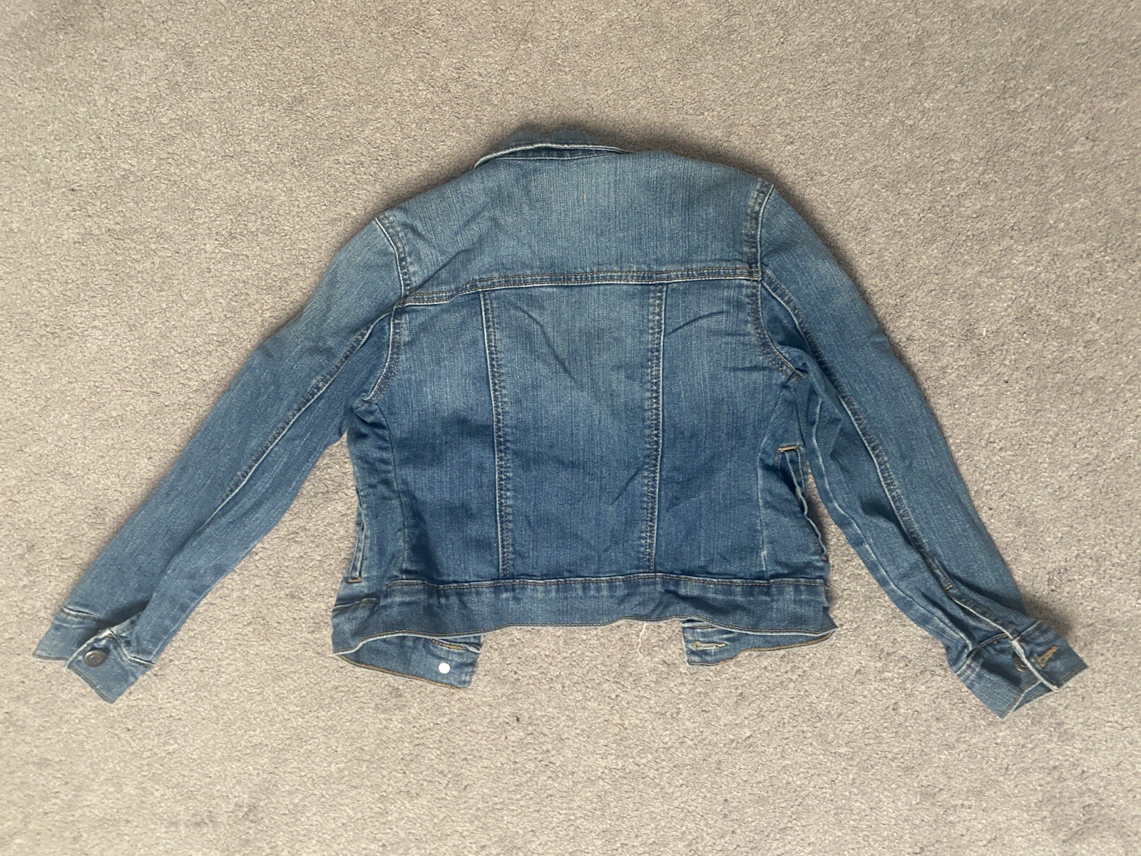 Picture 2 of 4