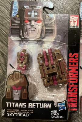 Hasbro Transformer Titan Return SKYTREAD Chug Headmaster Titan Head Master NEW