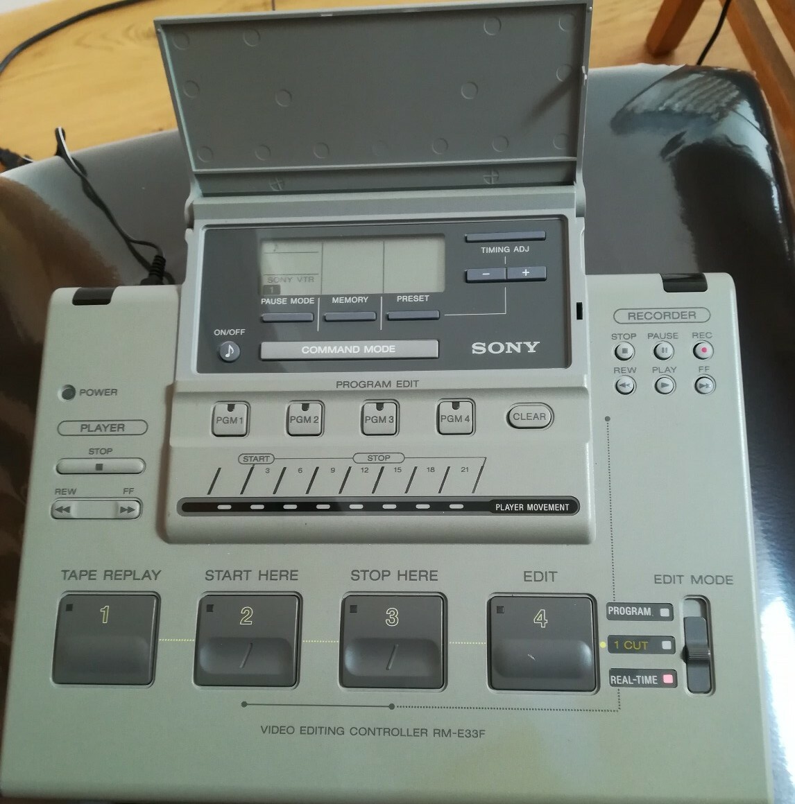SONY FamilyStudio RM-E33F ビデオ編集コントローラー SONY