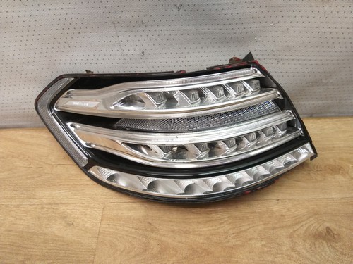 Mercedes W212 Limousine Bj.2017 Heckleuchte Hinten Links A2129060703