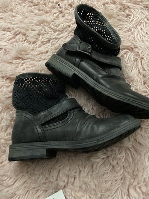 NWT - Mad Love Lenora Boots In Black 