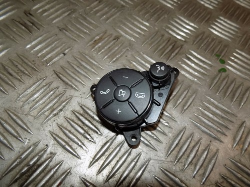 Mercedes W204 C-Klasse Multifunktionstasten Tasten Schalter Rechts A2048210051