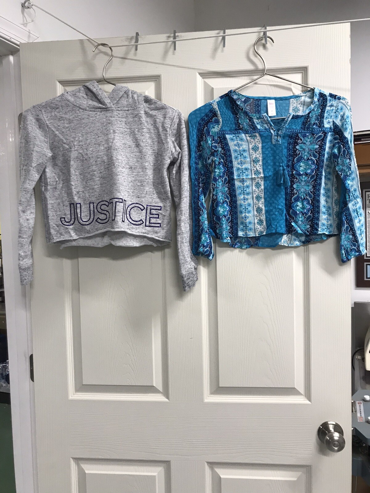 Picture 1 of 11