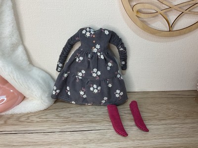 Blythe  Kleid handgemachtes Kleid mit extralanges Ärmel Feincord und Socken neu!