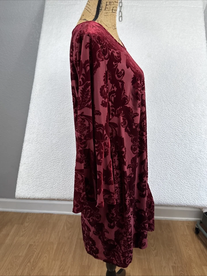 Women's Dress Burgundy Velvet Burnout Bell Sleeve Whimsigoth Dark Romantic 1X - Image 3 of 4