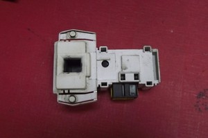 Waschmaschine HOOVER DYN8164D/1-80 Türschloss