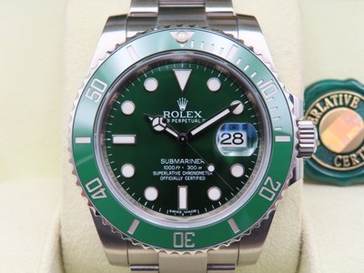 2010 Rolex Submariner Date 116610LV ''Hulk'' 40mm Men's Green Dial Wristwatch