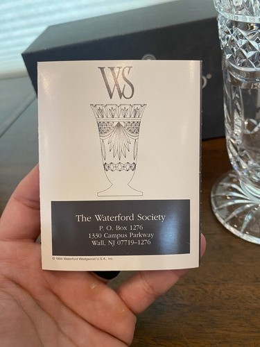 STUNNING VTG WATERFORD SOCIETY PRIVATE COLLECTION PENROSE VASE 8.5" SIGNED W/BOX - Picture 5 of 24