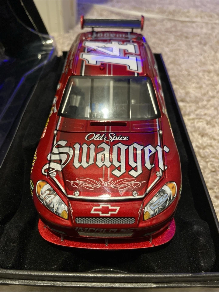 Tony Stewart RCCA Elite Diecast Old Spice Swagger Impala SS #14 1 de 350 RARO Foto 2 de 4