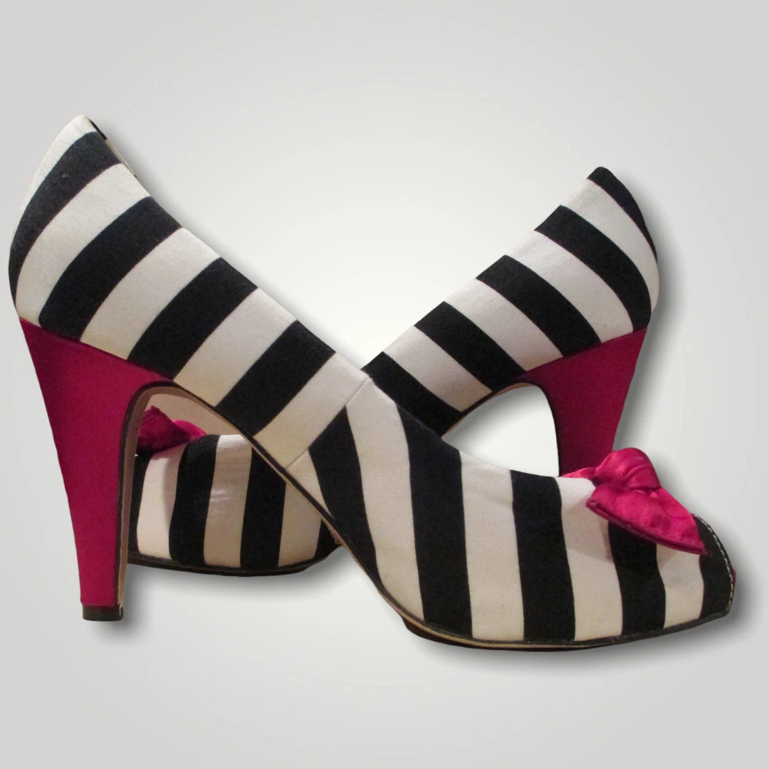 afbetalen Groenteboer dubbellaag TAMARIS TREND Womens Black &amp; White Striped Red Bow Cone Heel Pumps Size  9 | eBay