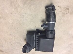 BMW 740i 740iL Intake Air Boot Air Flow 93 94 95 WITH OUT ASC NEW