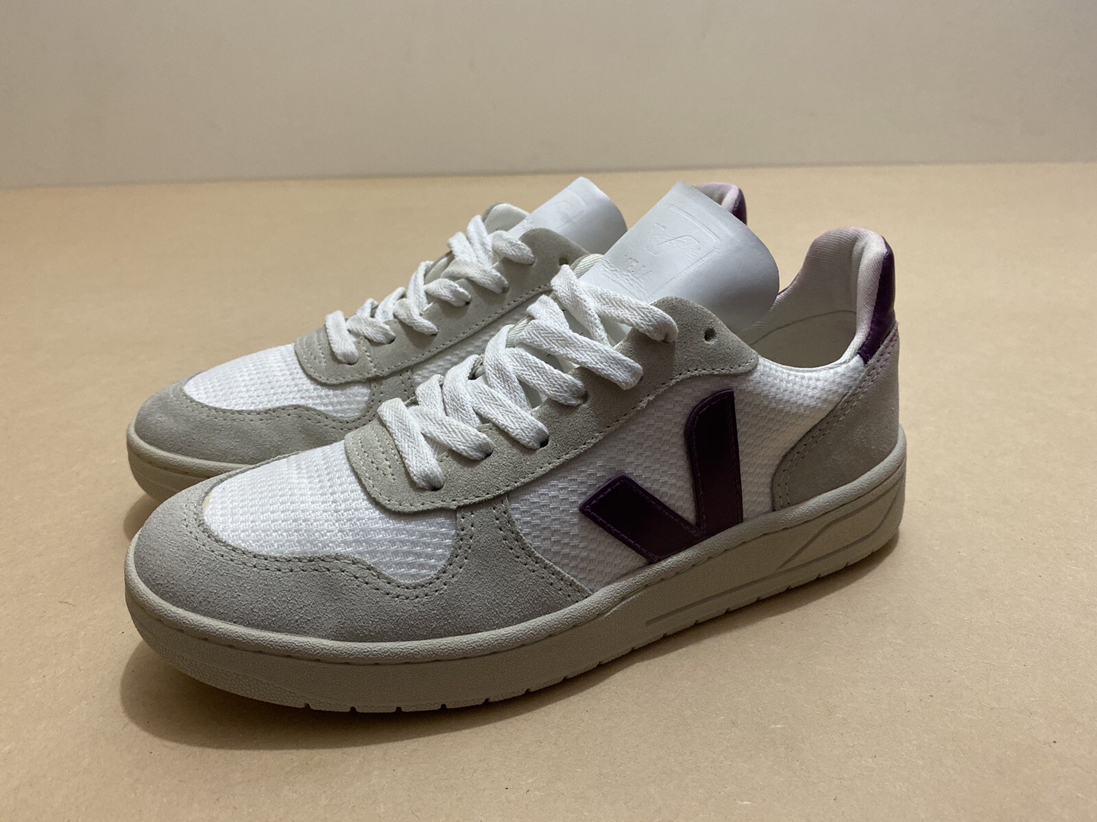 veja sale trainers